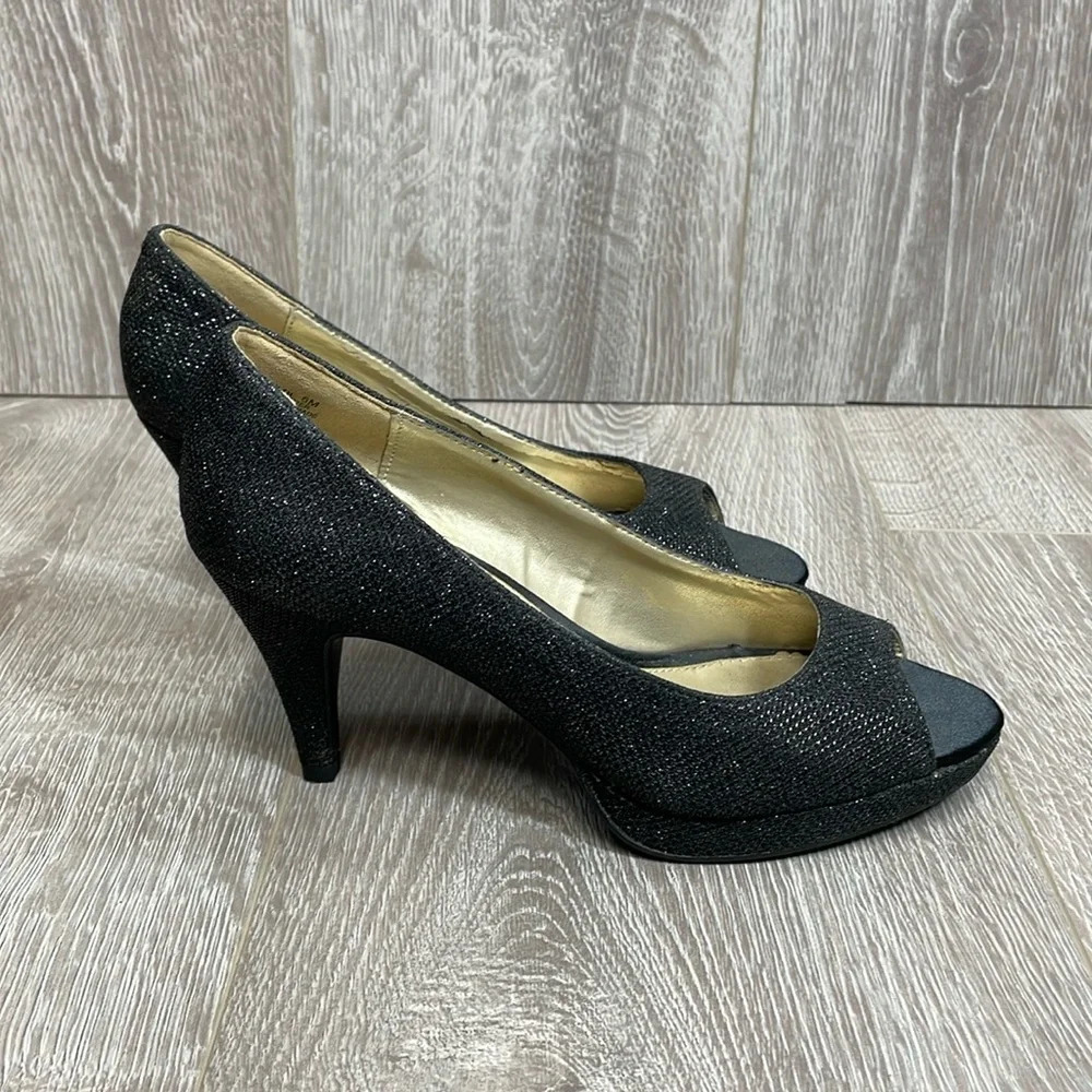 Bandolino Mylah Peep Toe Platform Pumps Black Sparkle 6M